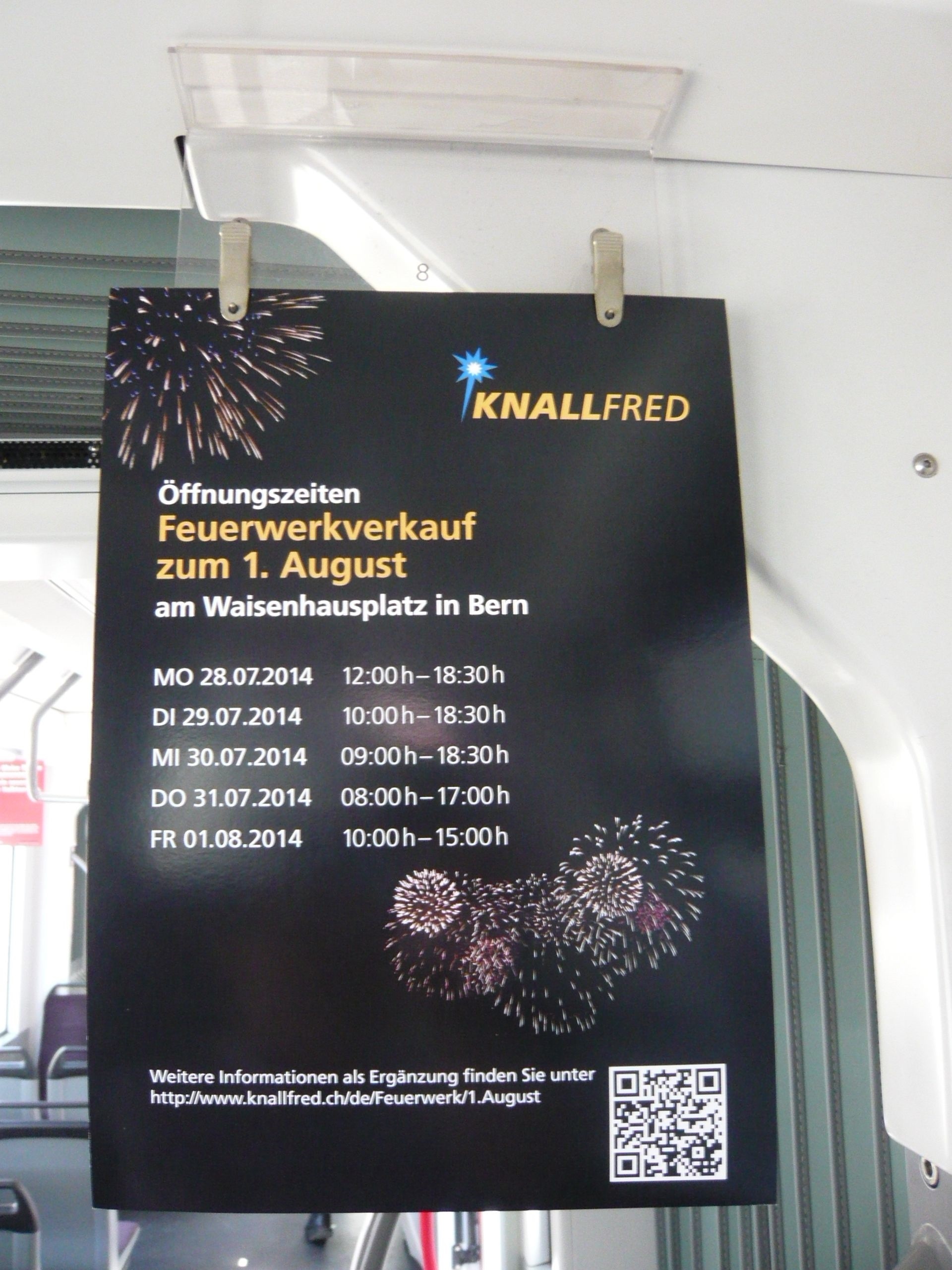 Feuerwerksverkauf Plakat mit QR Code für weitere Infos